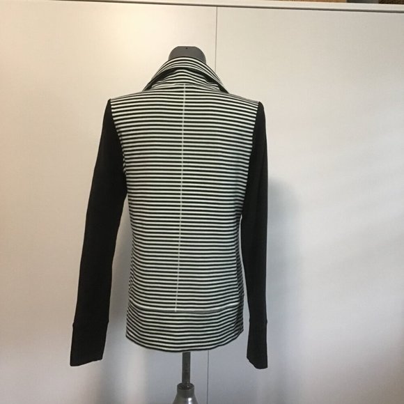 Lululemon Daily Yoga Jacket Classic Stripe Mint Moment Black/Black Size 10 - Picture 4 of 15